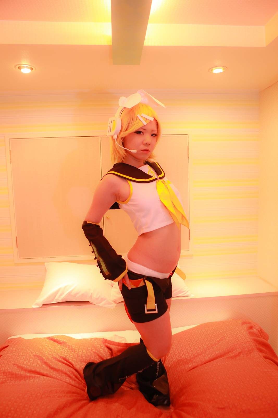 [Cosplay]  Vocaloid - Hot Kagamine Rin Naked